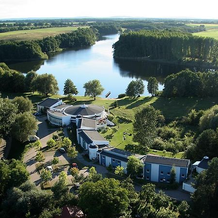 Seehotel Luisenhof Falkenhagen  Bagian luar foto